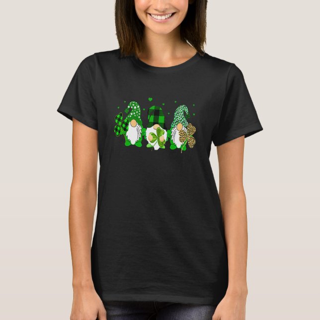 Cute Gnomes Holding Shamrock Leopard Plaid St Patr T-Shirt (Front)
