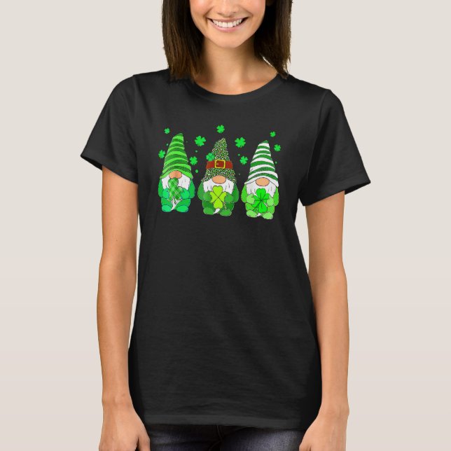 Cute Gnomes Holding Shamrock Leopard Plaid St Patr T-Shirt (Front)