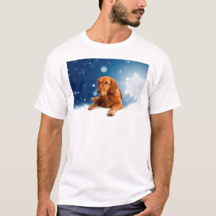 Cute Golden Retriever Dog Sitting in Snow Stars T-Shirt