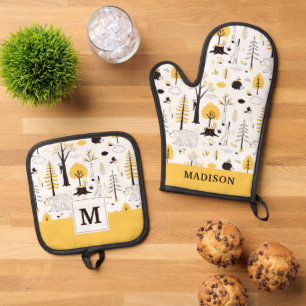 Cute Golden Woods Scene Pattern Oven Mitt & Pot Holder Set