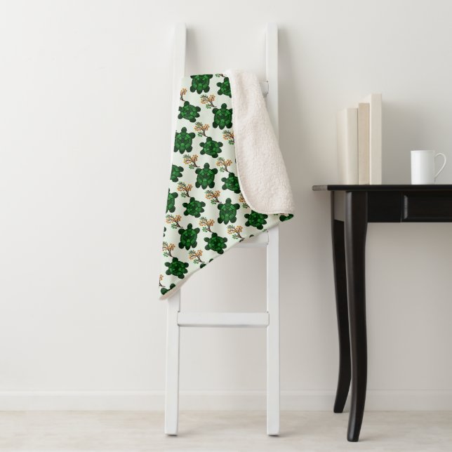 Cute Green Turtle Seamless Pattern | Botanical Tur Sherpa Blanket (In Situ)