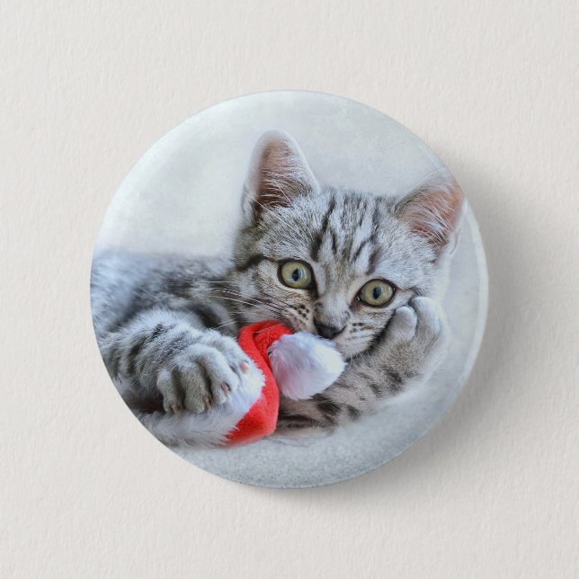 Cute Grey Tabby Cat w/ Christmas Hat Xmas 6 Cm Round Badge (Front)