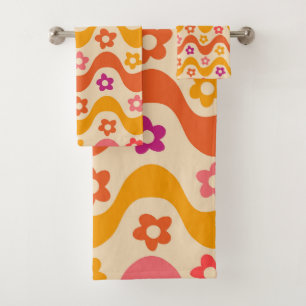 Cute Groovy flowers pattern on retro waves Bath Towel Set