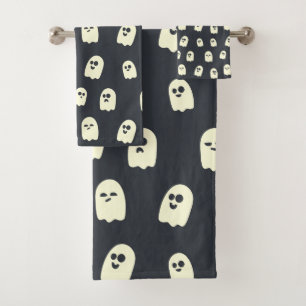 Cute Halloween Ghosts Bath Towel Set