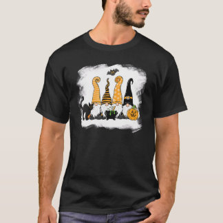 Cute Halloween Gnome Spooky Gardening Trick Or Tre T-Shirt