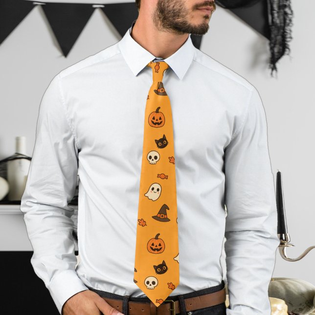 Cute Halloween Pattern – Pumpkins, Ghosts & Cats Tie (Creator Uploaded)
