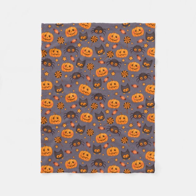 Cute Halloween Pattern Purple Background Fleece Blanket (Front)