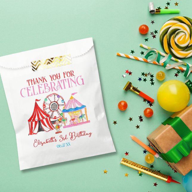 Cute Hand Drawn Carnival Circus Birthday Favour Bags (Cute Hand Drawn Carnival Circus Birthday Favor Bag)