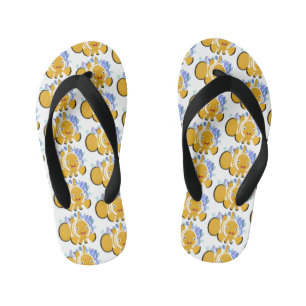 Cute happy clownfish anenome cartoon kid's flip flops
