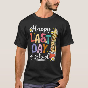 Cute Happy Last Day Of school Teacher Kids Groovy  T-Shirt