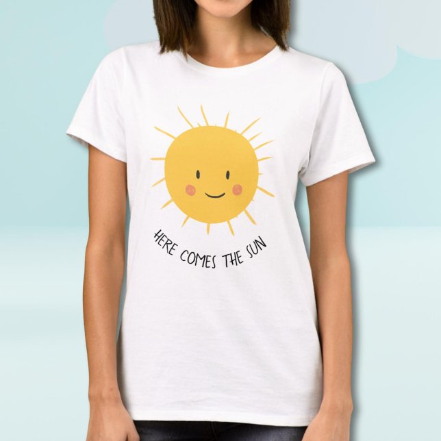 Cute Here Comes the Sun Mum to Be T-Shirt (Creator Uploaded)