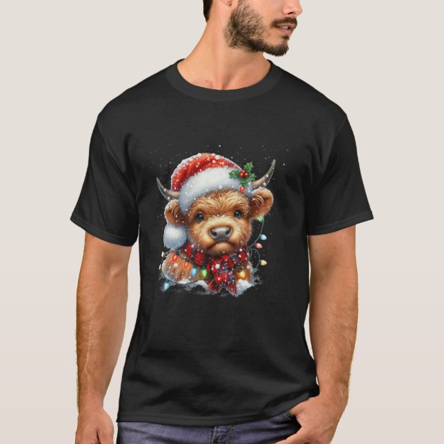 Cute Highland Baby Cow Christmas Lights Merry Brig T-Shirt (Front)