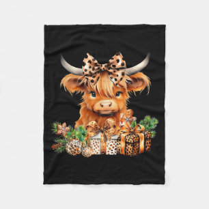 Cute Highland Cow Christmas Santa Highland Cow Lov Fleece Blanket