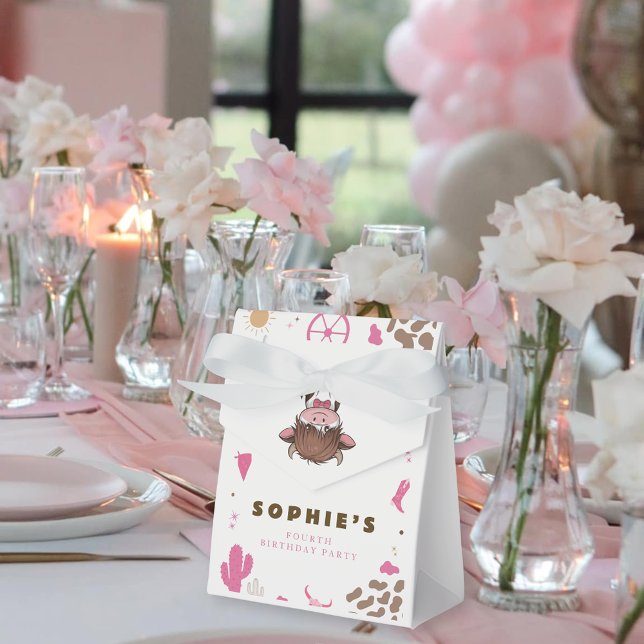 Cute Holy cow highland cow birthday  Favour Box (Creator Uploaded)