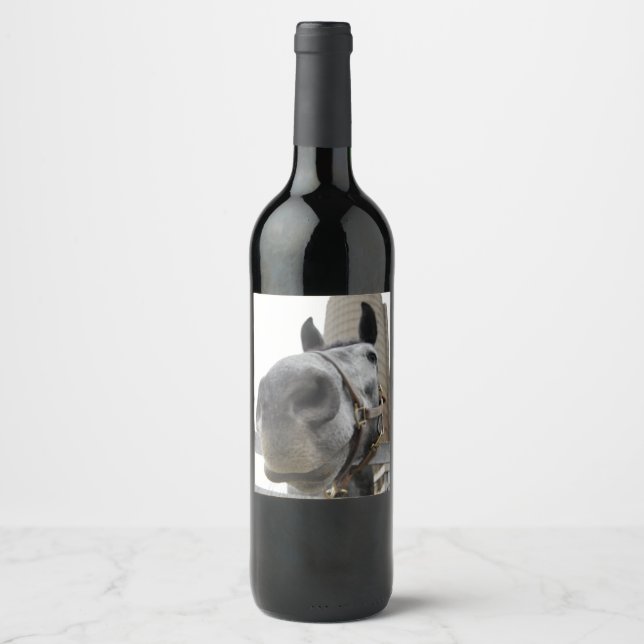 Cute Horse in front of a Barn Wine Label (Front)