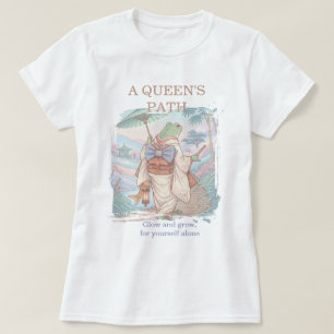 "Cute Japanese Aesthetic Frog in Kimono - A Queen' T-Shirt