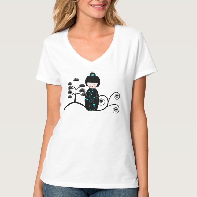 Cute Japanese Doll  T-Shirt (Front)