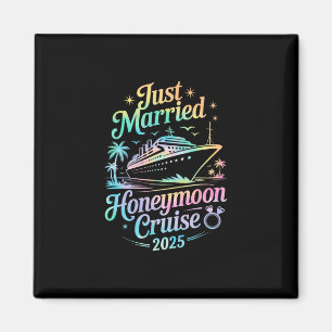 Cute Just Married Honeymoon Cruise 2025 Newlyweds Magnet