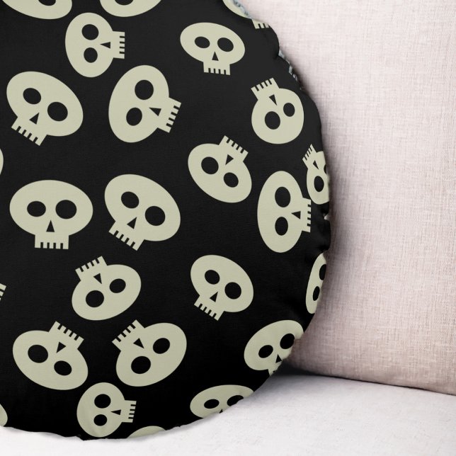 Cute Kawaii Skull Pattern Black Round Pillow (Cute Halloween skull pattern round pillow just for you)
