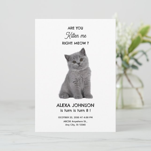 Cute kitten birthday  invitation (Standing Front)
