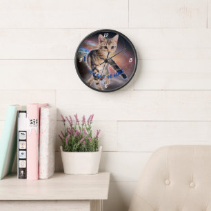 Cute kitten clock
