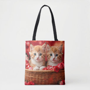 Cute kittens in a straw basket, tote bag