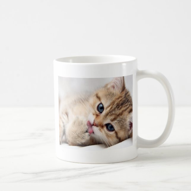 CUTE KITTY COFFEE MUG (Right)