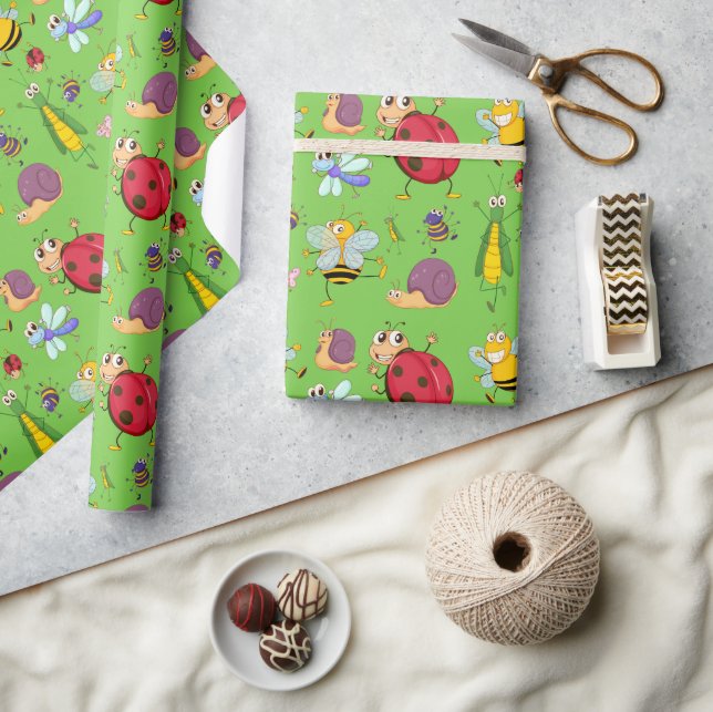 Cute Lady Bugs Wrapping Paper (Crafts)