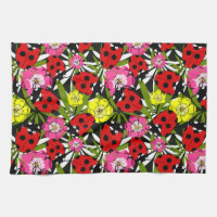 Cute Ladybirds and Flowers Pattern