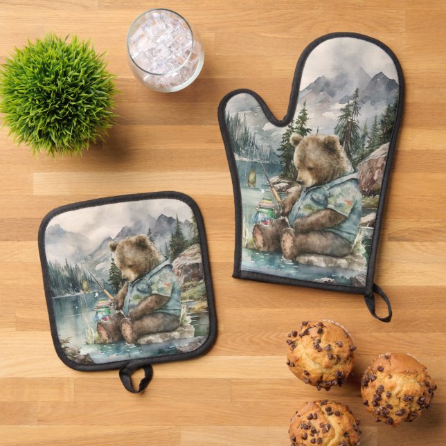 Cute lake house fishing cabin kitchen bear  oven mitt & pot holder set (Top Down)