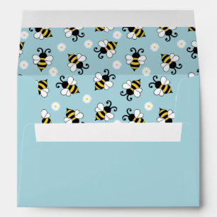 Cute little bees and daisy flowers pattern  envelope