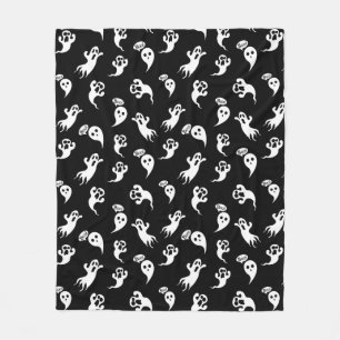 Cute little Ghosts Scary Fun Halloween Fleece Blanket