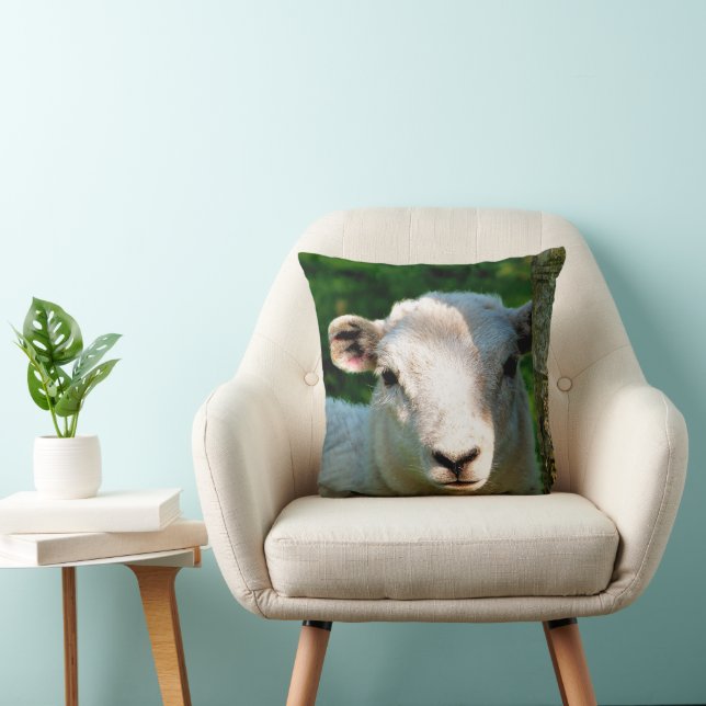 CUTE LITTLE SHEEP CUSHION (Chair)