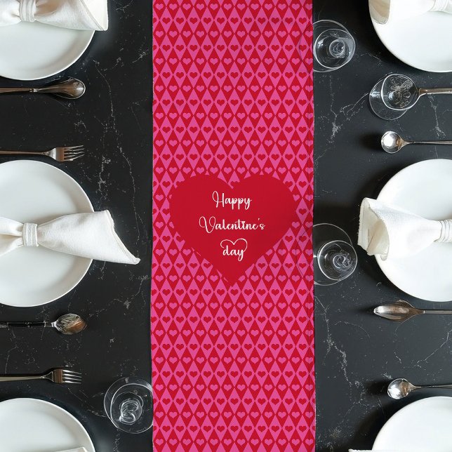 Cute Love Hearts Table Runner Valentine Surprise (Cute Love Hearts Table Runner Valentine Surprise)