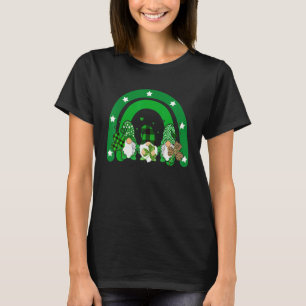 Cute Lucky Rainbow Gnome Happy St Patricks Day Fam T-Shirt