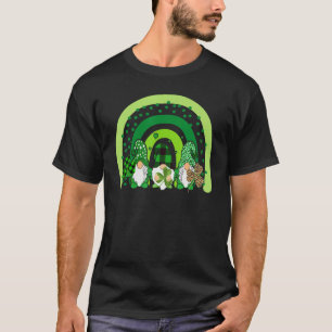 Cute Lucky Rainbow Gnome Happy St Patricks Day Fam T-Shirt