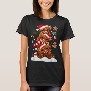 Cute Merry Christmas Highland Cow Christmas Santa  T-Shirt