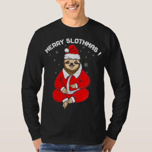 Cute Merry Slothmas Christmas Sloth in Pyjamas T-Shirt