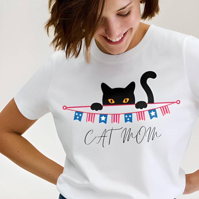 Cute Modern design  cat lover mum  T-Shirt (Creator Uploaded)