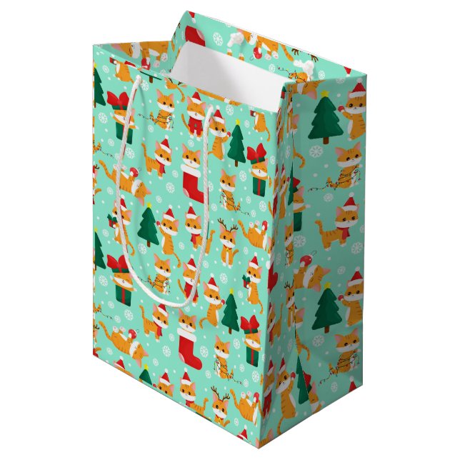 Cute Orange Tabby Christmas Medium Gift Bag (Front Angled)
