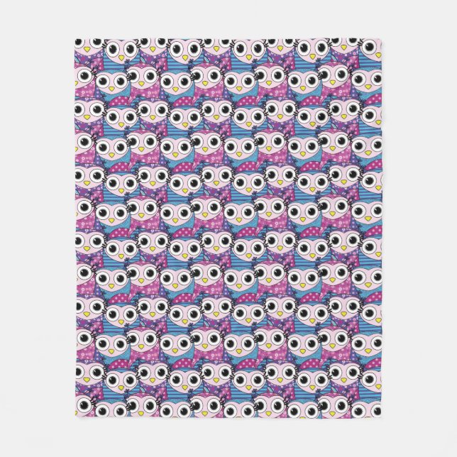 Cute Owl Pattern Fleece Blanket (Front)