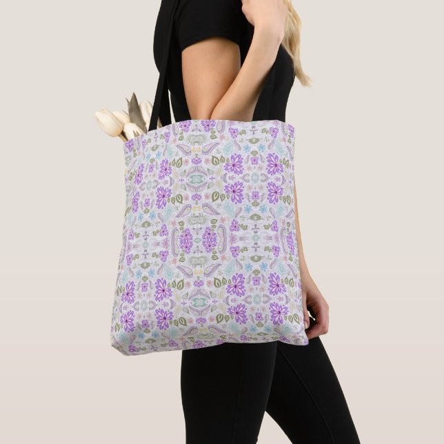 Cute pastel paisley patterns tote bag (Close Up)