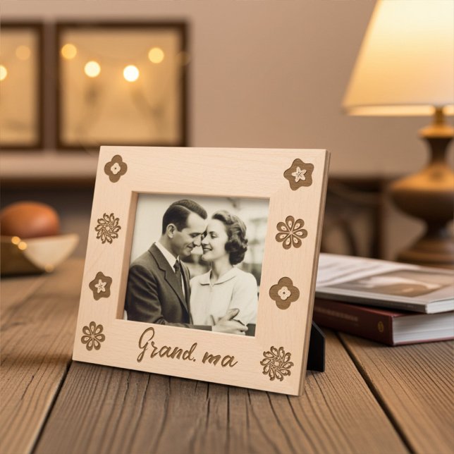 Cute Personalised Grandma Floral Engraved Frames (Creator Uploaded)