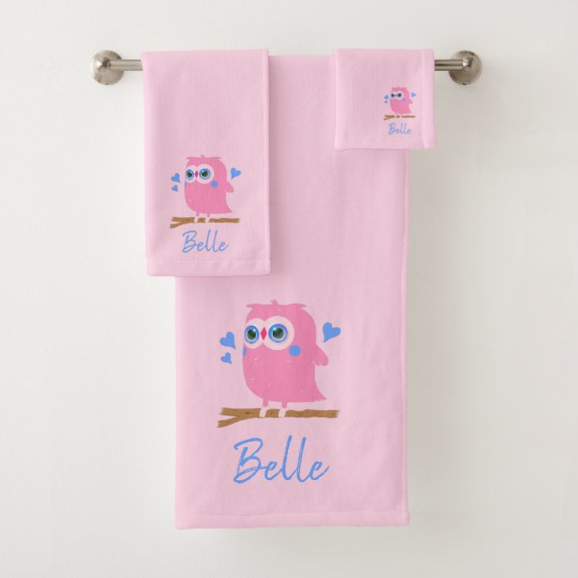 Cute Personalised Pink Owl Bathroom Towel Set (Insitu)