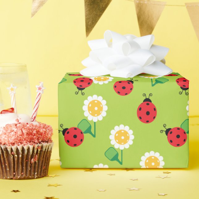 Cute pickleball 🌼 daisies  wrapping paper (Birthday Party)