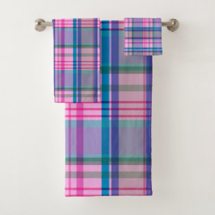 Cute Preppy Retro Plaid Pattern in Pink and Blue Bath Towel Set