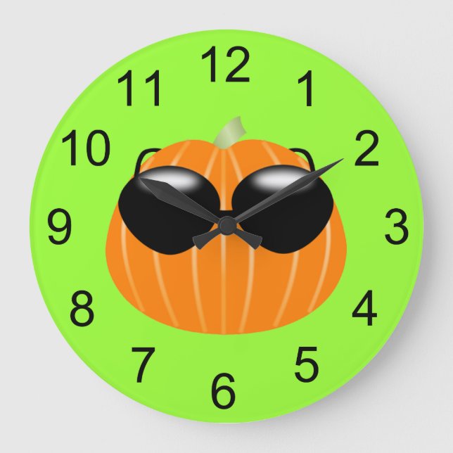 Cute Pumpkin Halloween Wall Clock (Front)