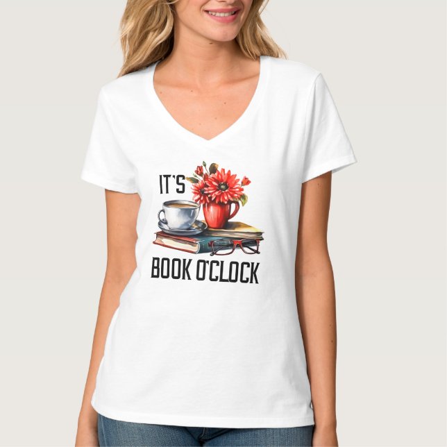 Cute reading book o'clock T-Shirt (Front)
