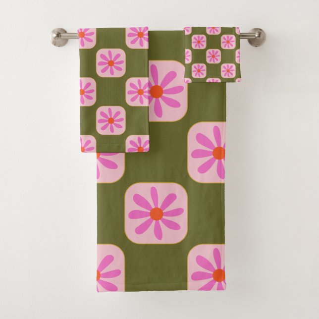 Cute Retro Boho Chequerboard Flower Green Pink  Bath Towel Set (Insitu)