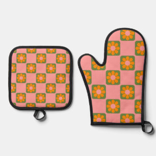 Cute Retro Hippie Flower Chequerboard Pink Green Oven Mitt & Pot Holder Set